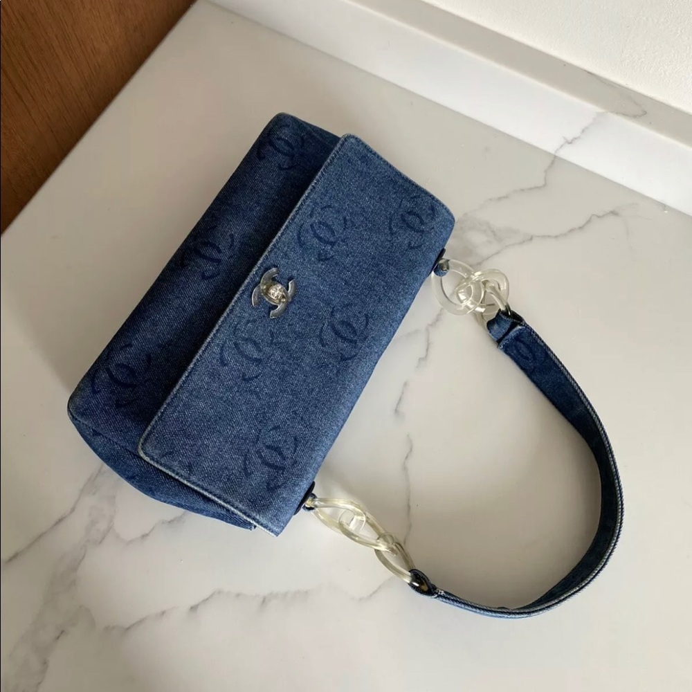 【RARE & Authentic】Chanel Denim CC Shoulder Bag